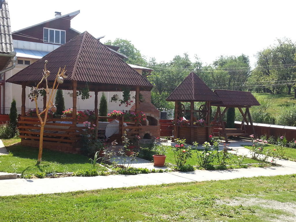 Ocna Şugatag Pensiunea Maramures المظهر الخارجي الصورة